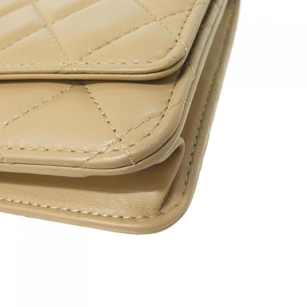 CHANEL Cream Wallet - Picture 3 of 10